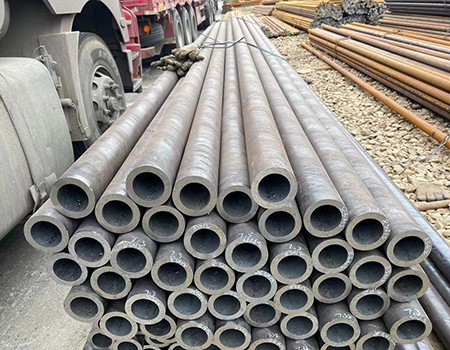 T91 Warmgewalste Naadloze Staalpijp P91 ASTM A283 P22 A355 P9 P11 4130 42CrMo 15CrMo ST37 C45 SCH40 A106 Gr.B A53
